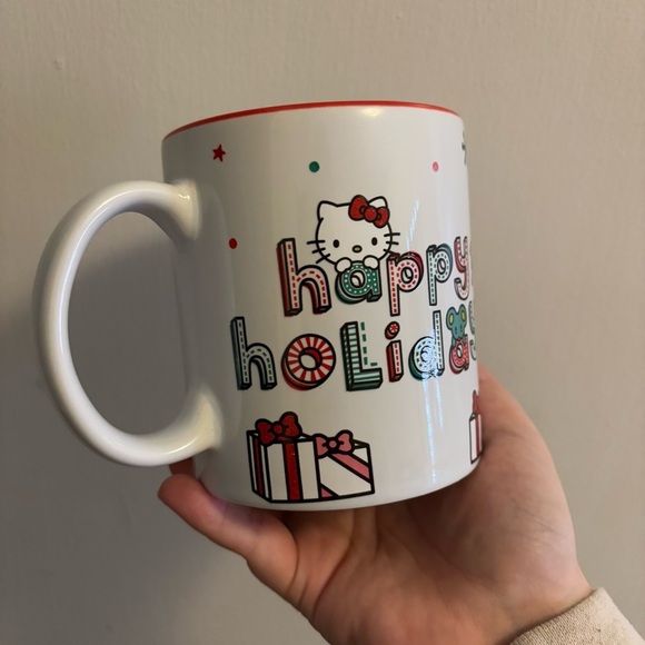 Happy Holidays Hello Kitty Mug - Picture 5 of 12